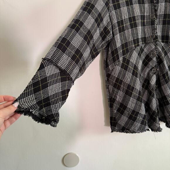 HABITAT | Black and White Plaid Gauze Button down Chunky Sleeve Top Extra Small - Picture 5 of 8